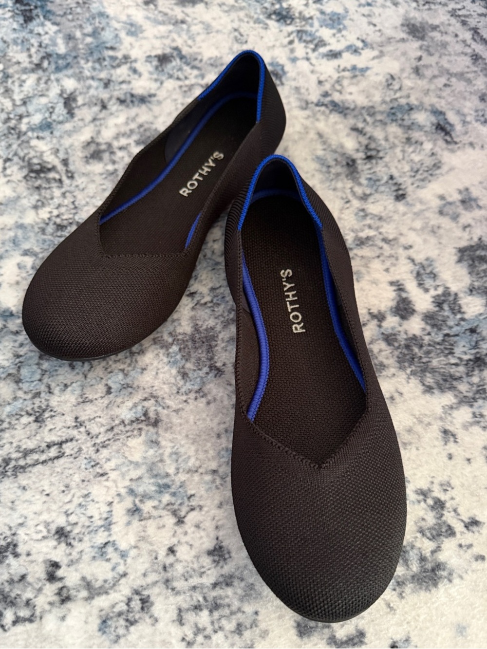 Used Rothy's Black and Blue Women's Flats Size 10